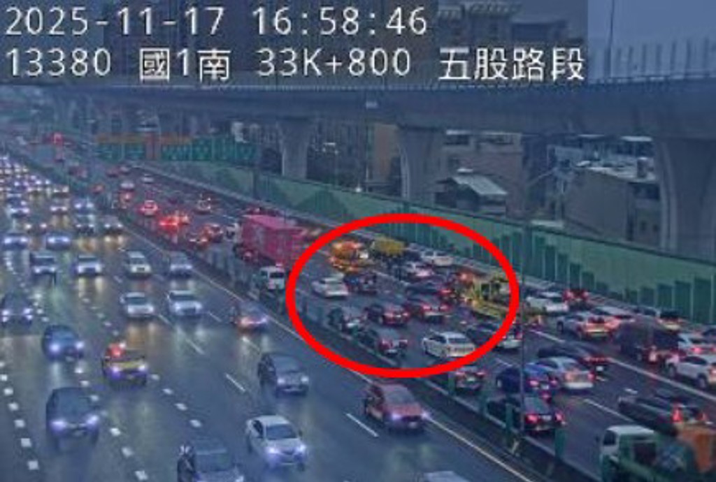 快訊》天雨路滑！國1多起車禍　下班車潮「塞爆」