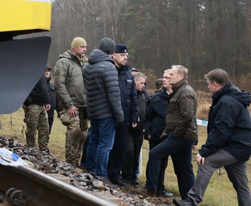 波蘭鐵路線遭炸毀 總理圖斯克懷疑是俄羅斯破壞者所為