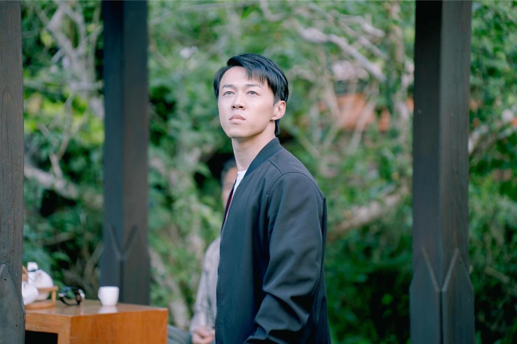 游書庭山路飛車追逐太驚險  開車前竟問「煞車在哪」