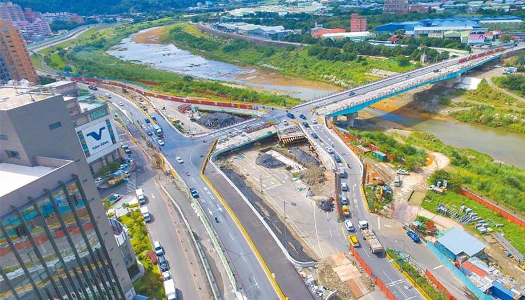 土城產業園區柑城橋通車卡關 議員：既成道路本就該通行