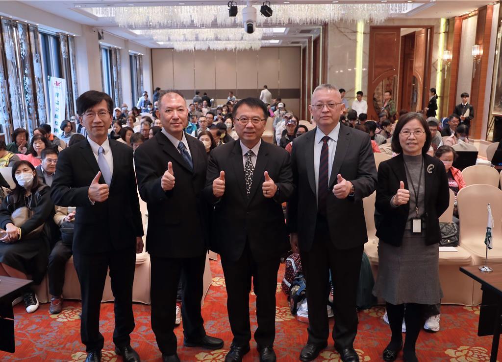 大跌免驚!群益投顧:加權指數明年上看34,000點