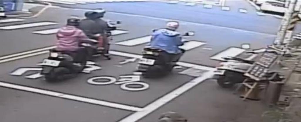 轎車輾過還肇逃 彰化女騎士停等紅燈遇死劫