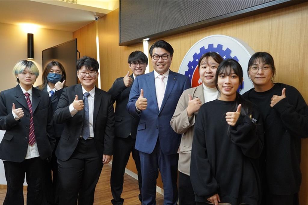 日本美唄市長率團再訪中華大學 肯定教育並深化國際交流