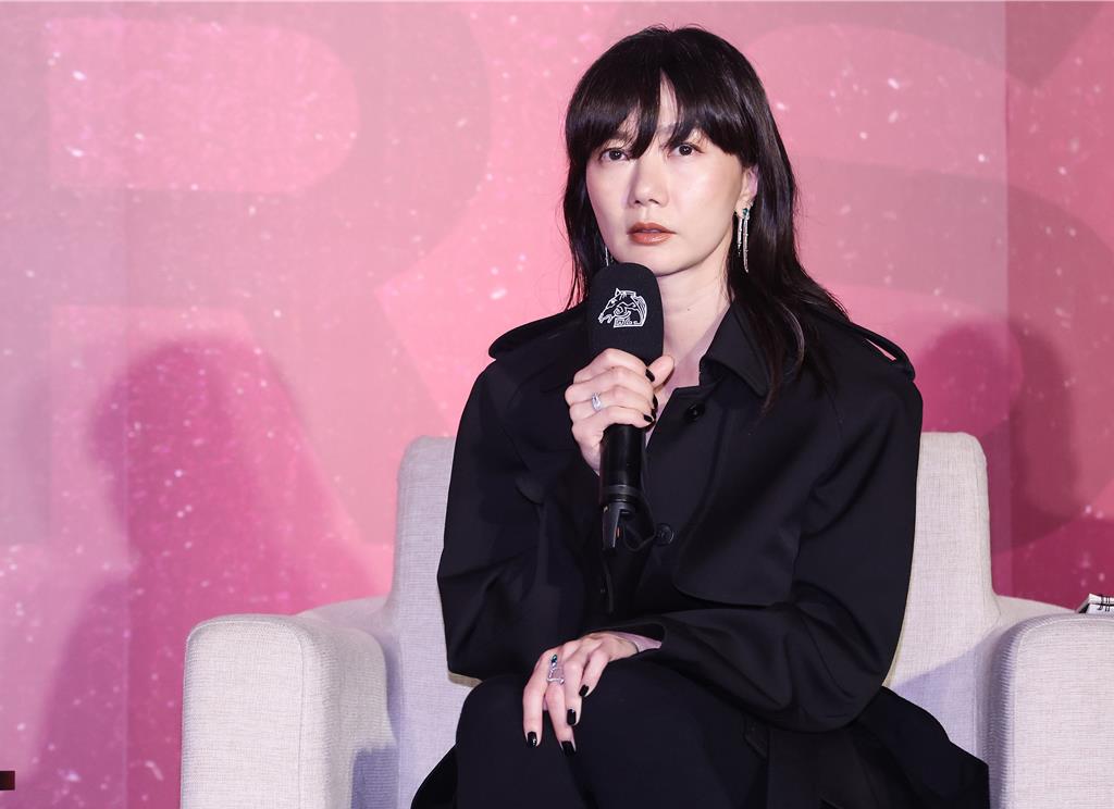 裴斗娜首來台「超緊張萌樣曝光」 笑曝被麵店老闆認出嚇一跳