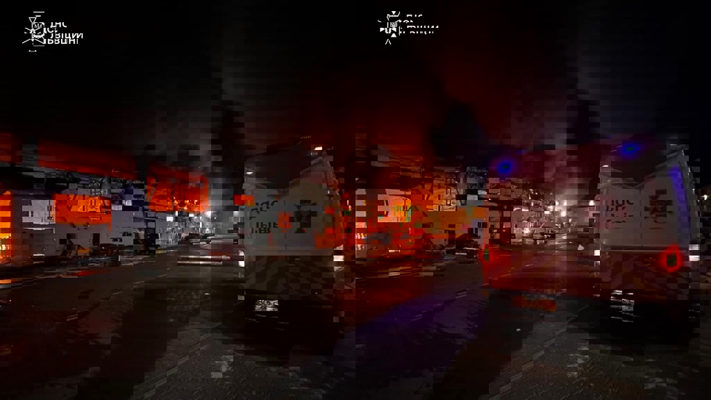 俄羅斯超過500枚彈藥空襲烏克蘭西部 多地區停電與10死86傷