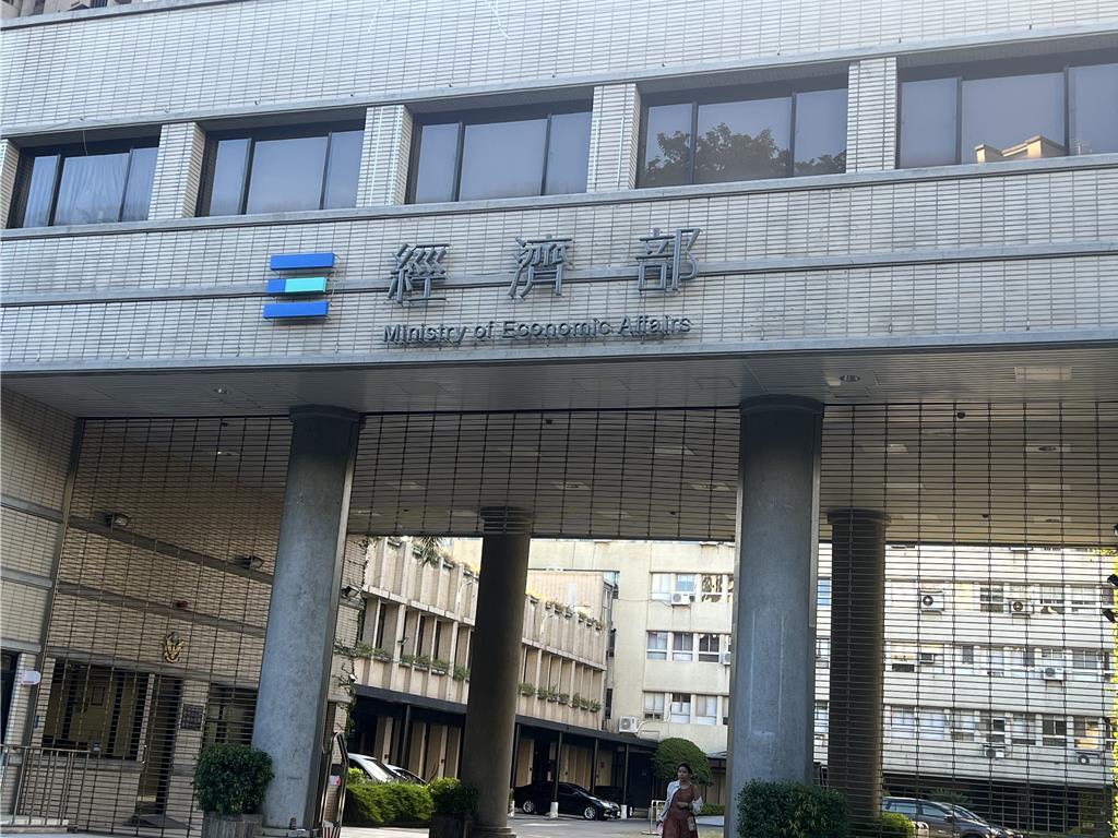 232大魔王還未上路 經濟部樂看全年訂單首達陣7000億美元