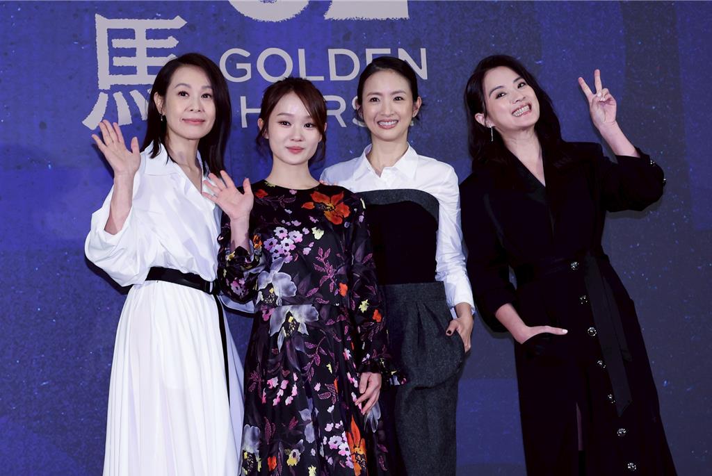 金馬62》林依晨親餵母乳紅毯戰袍無法瘦身　劉若英隨時都在減肥路上