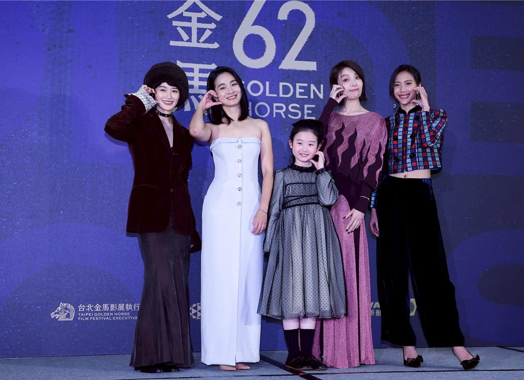 金馬62》蔡淑臻拱讓葉子綺紅毯最可愛 女星齊努力瘦身唯她爽嗑泡麵