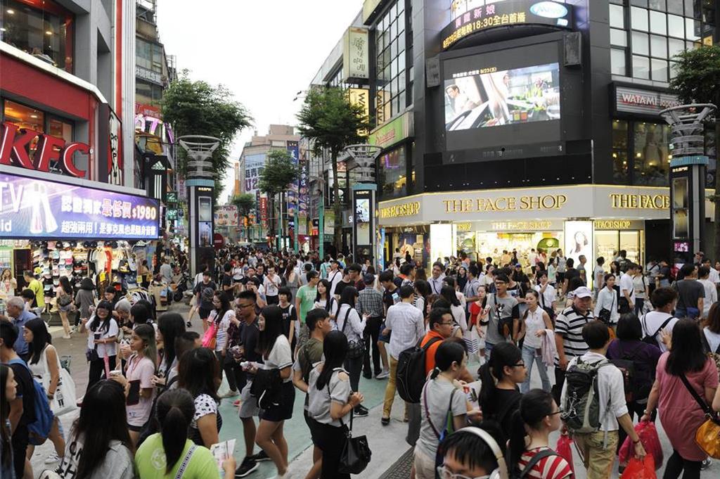 年紀到了「都改揹這款包」？她曝不是物慾降低 大票人爆共鳴