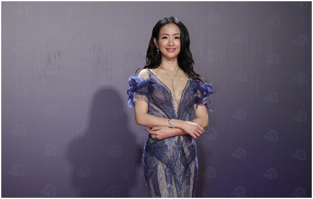 金馬62》林依晨「正面開深V」搶影后 產後亮相絕美 