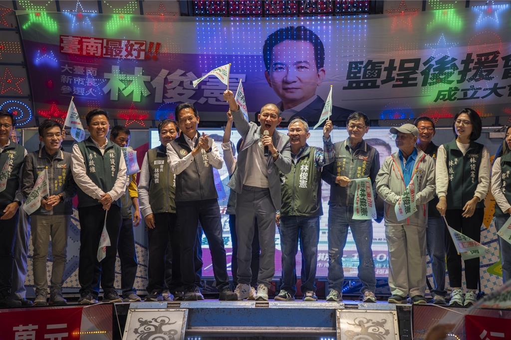 林俊憲南區鹽埕後援會成立   回到故鄉展現勝選氣勢