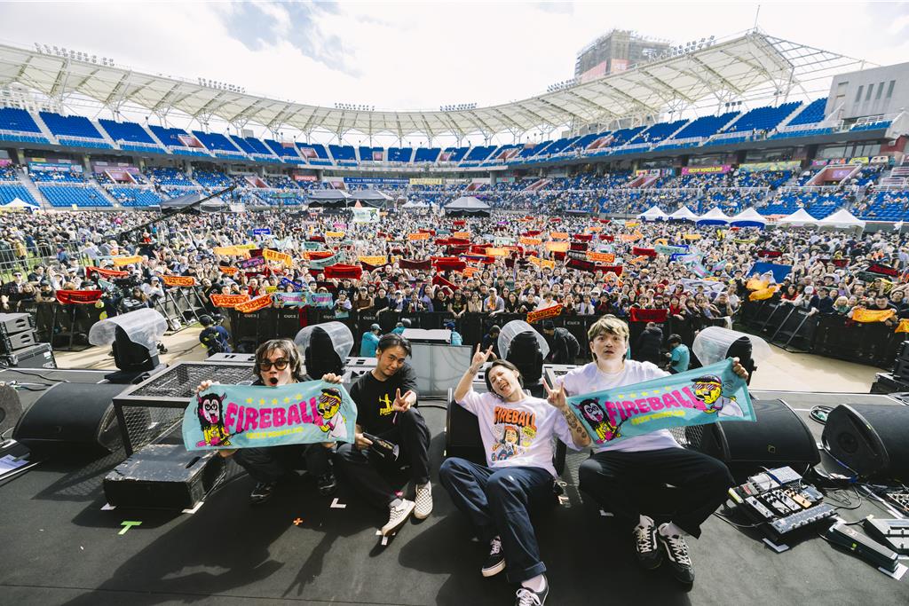 滅火器再燃火球祭 楊大正感動喊「我真幸運」