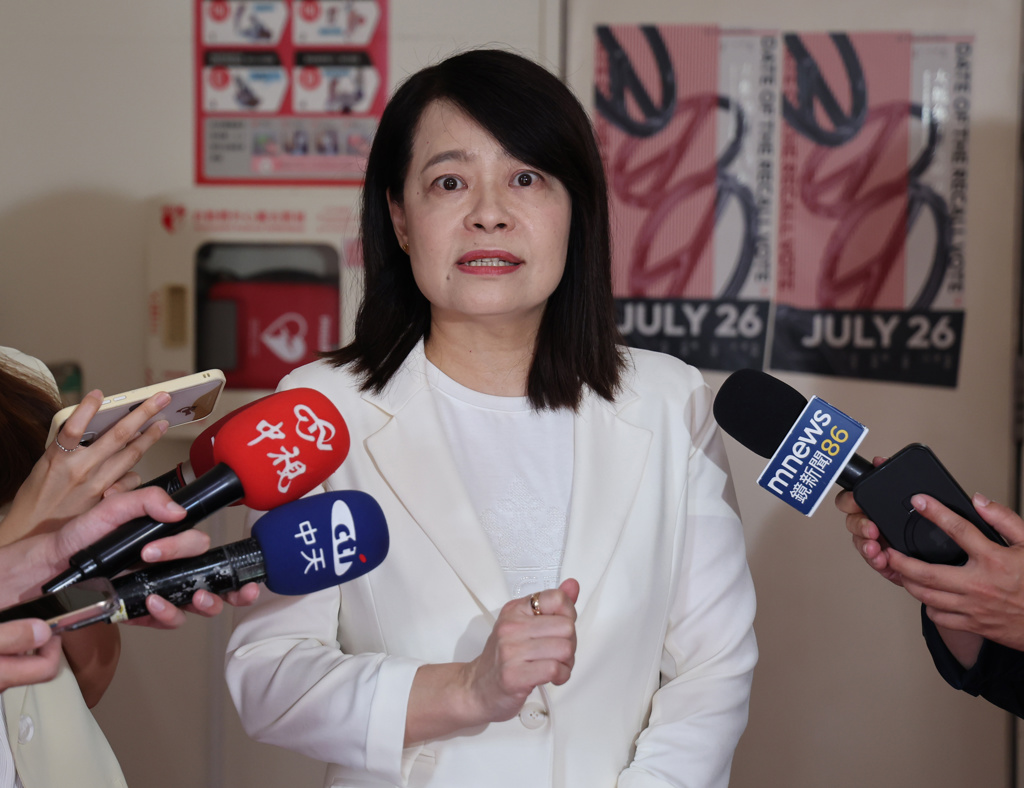 藍委批院版財劃法：縣市設算表不敢公開