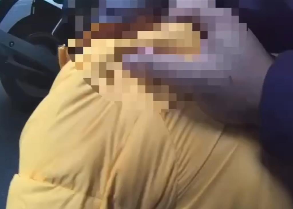 三重男持鐵棍隨機攻擊六旬夫妻　遭收押禁見