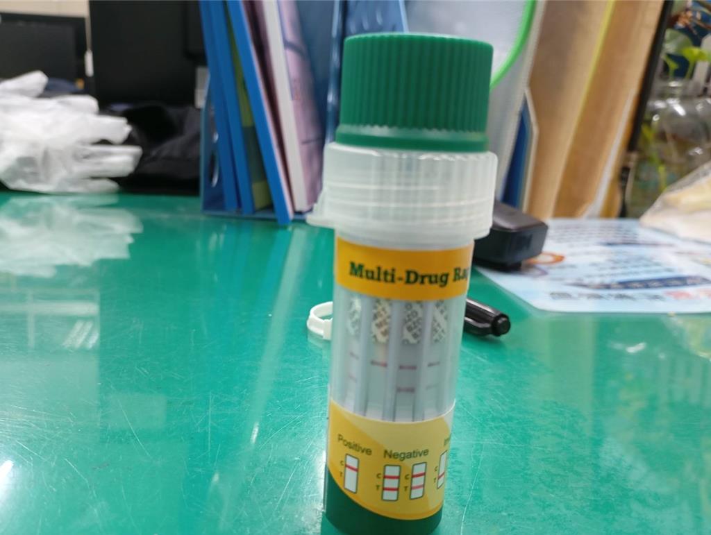 駕駛辯稱「菸灰」被識破 毒唾液快篩揪出是安毒