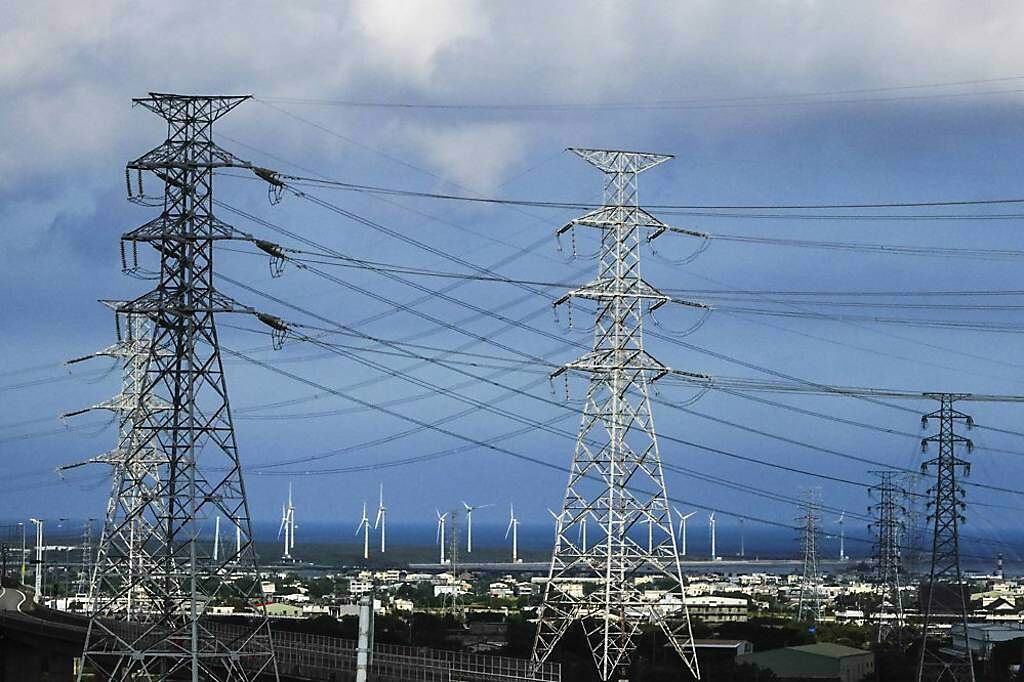 全球搶電！重電四雄訂單直衝2028年 專家曝「這塊大餅」台廠快吃