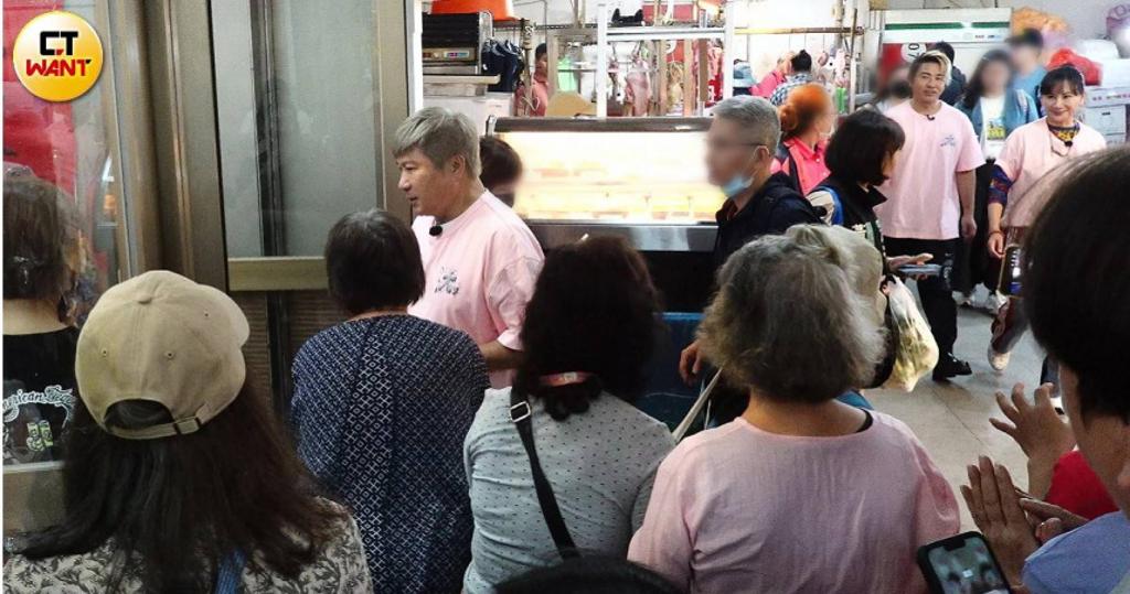 綜藝節目「走入人群」抓住觀眾心 《飢餓遊戲》揪民眾玩關卡吸收視