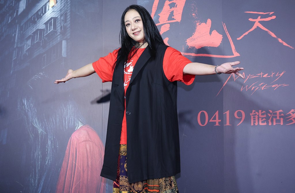 高慧君動3手術曝「恐失明」PO文揭抗病7年心聲