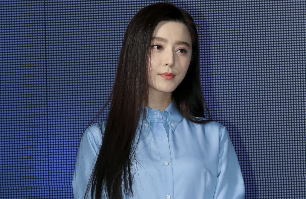 范冰冰遭大陸封殺!不PO大閘蟹 IG深夜發文:關關難過關關過