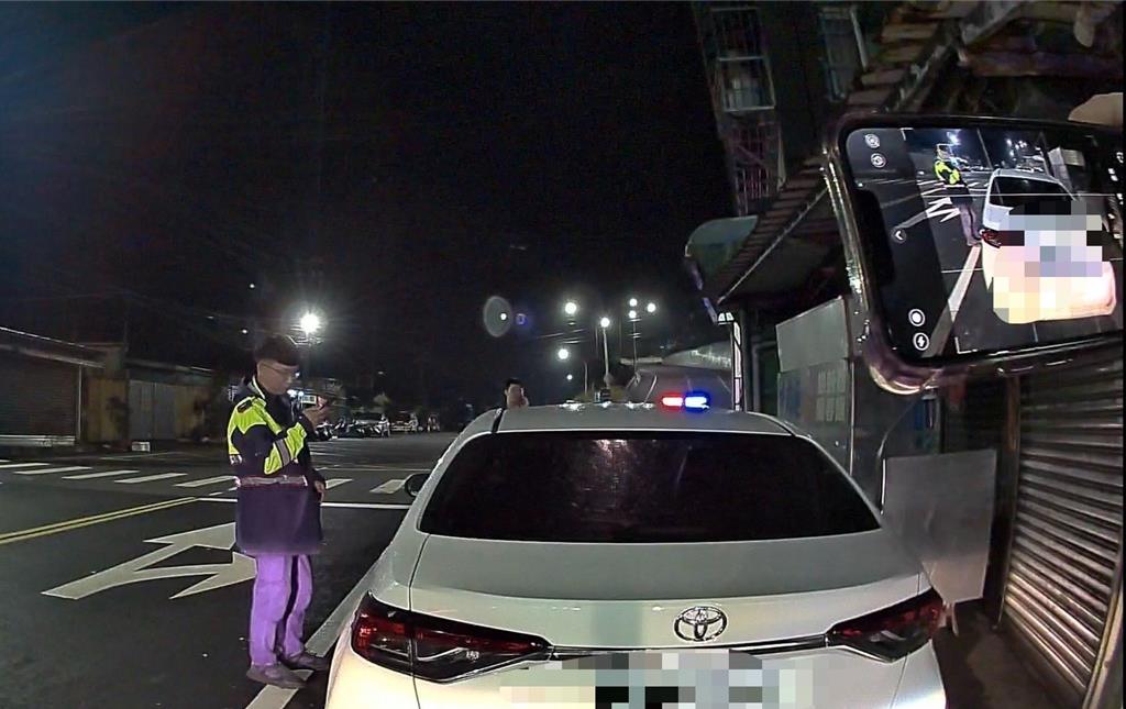 租車遭警攔查！AI 系統抓到「失竊車」　原來車主早已和解忘撤案