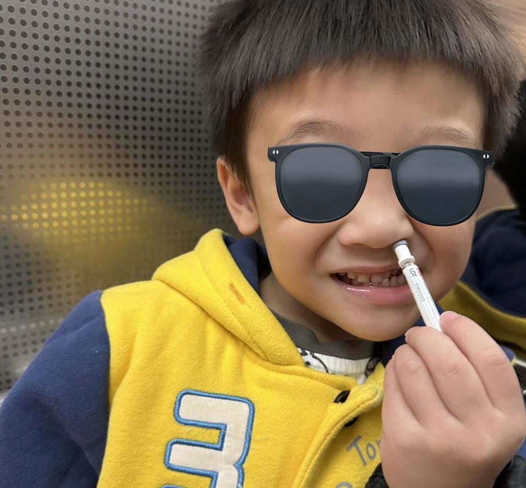 怕打針救星！鼻噴式流感疫苗上市 「癢一下」就完成接種