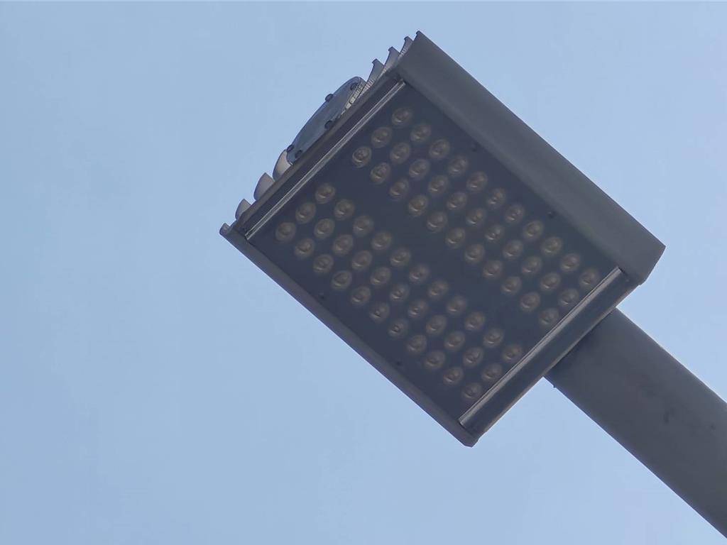屏東市自籌8480萬全面換LED路燈 1.6萬盞燈將有「名牌」