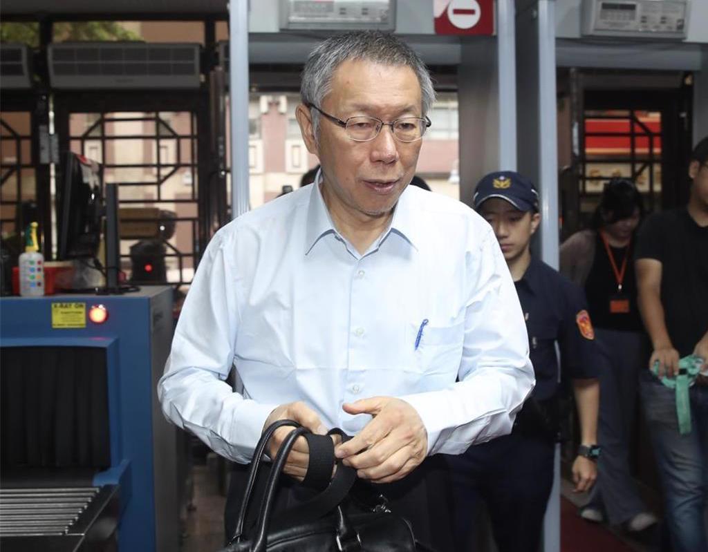 白委訪日   柯文哲笑稱「別買禮物給老婆小孩」   原因曝光