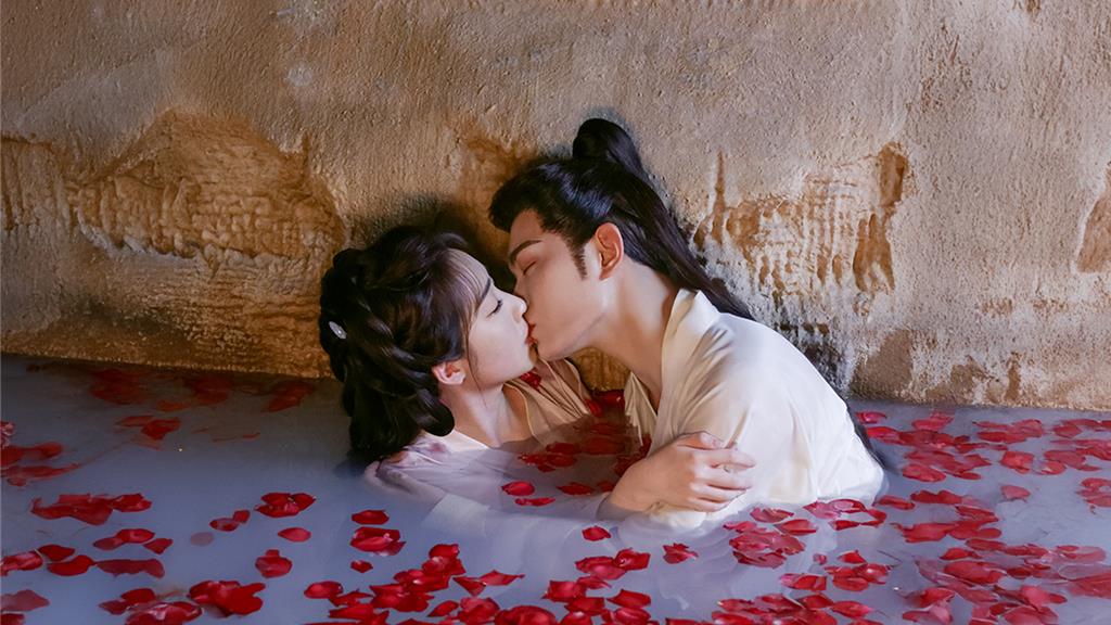 丁禹兮《長樂曲》白無常嚇跑新娘!熱吻鄧恩熙40秒鴛鴦浴