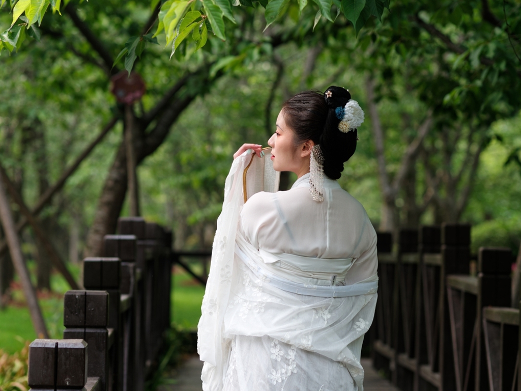 羨慕好友小妾美麗又深情 蘇軾寫下千古名句