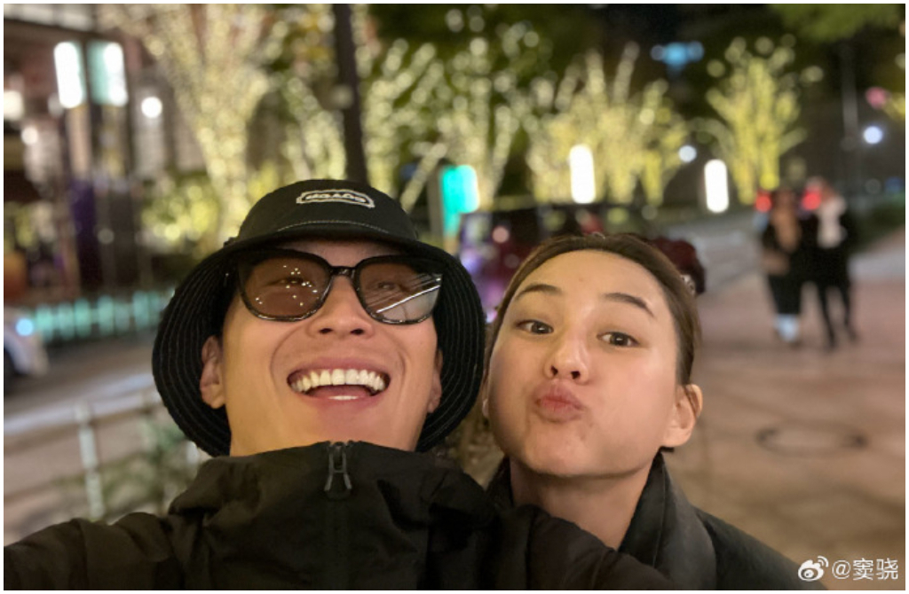 竇驍、何超蓮婚變傳言再被打臉！網友英國偶遇讚「感情好」