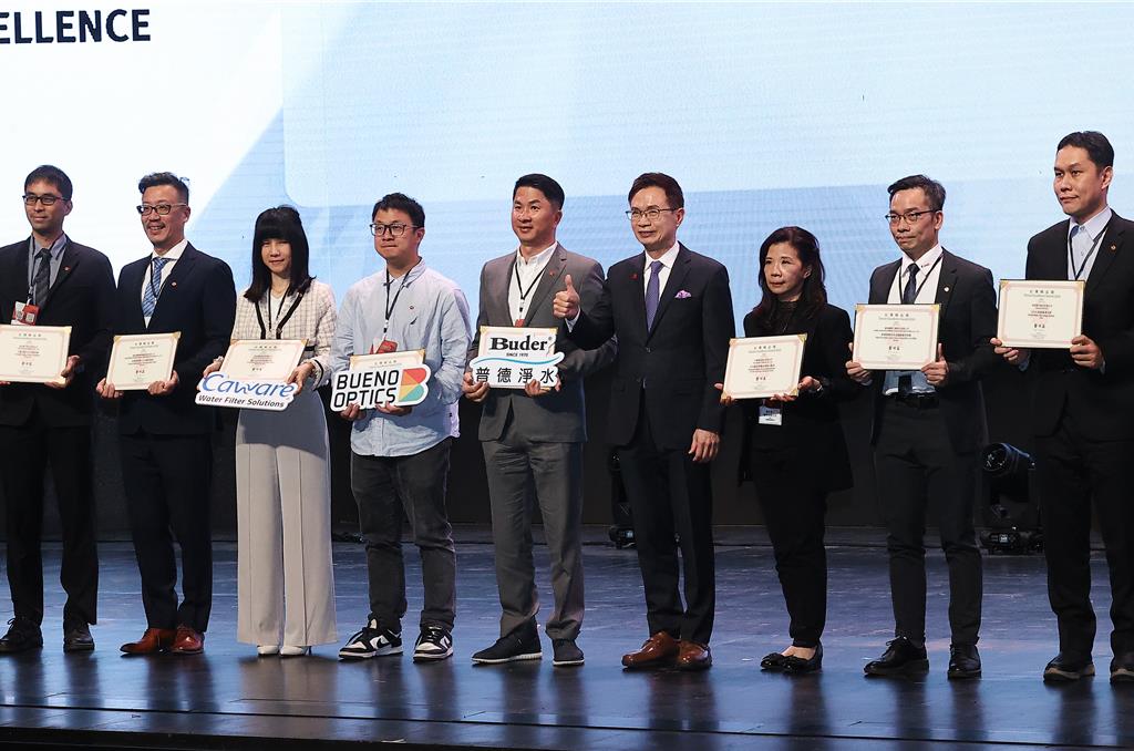 產業界奧斯卡「台灣精品獎」頒獎 智慧與高科技製造成產業趨勢