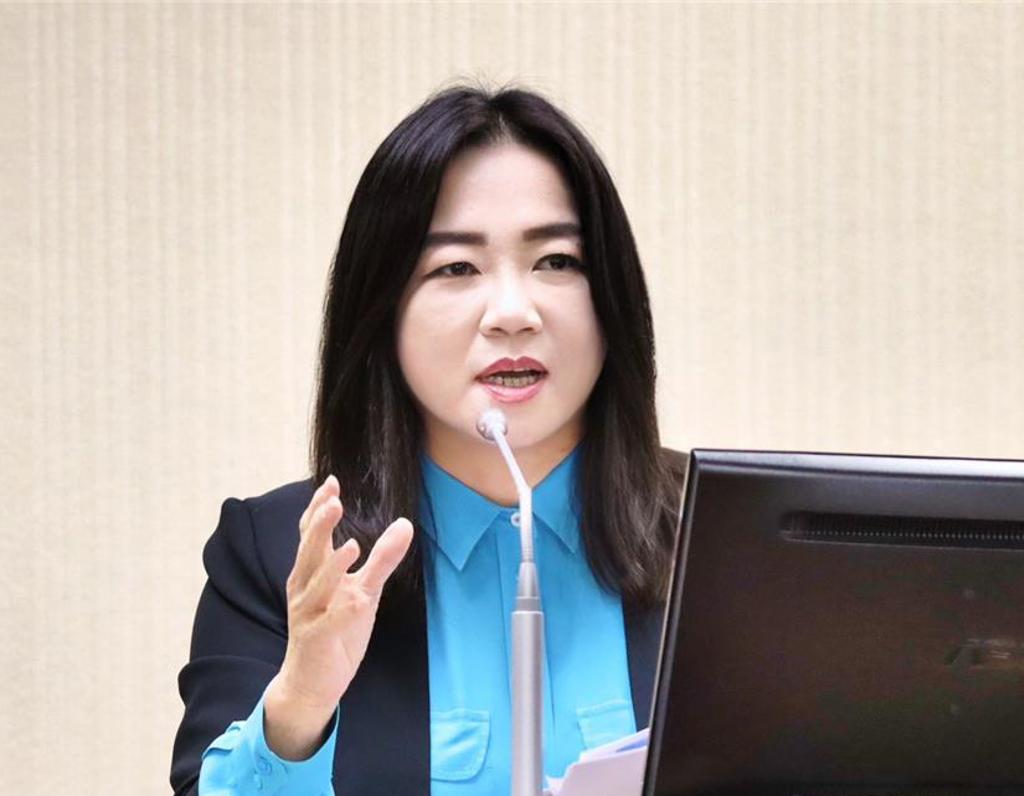 賴清德拋1.25兆國防預算   馬文君：先幫志願役加薪