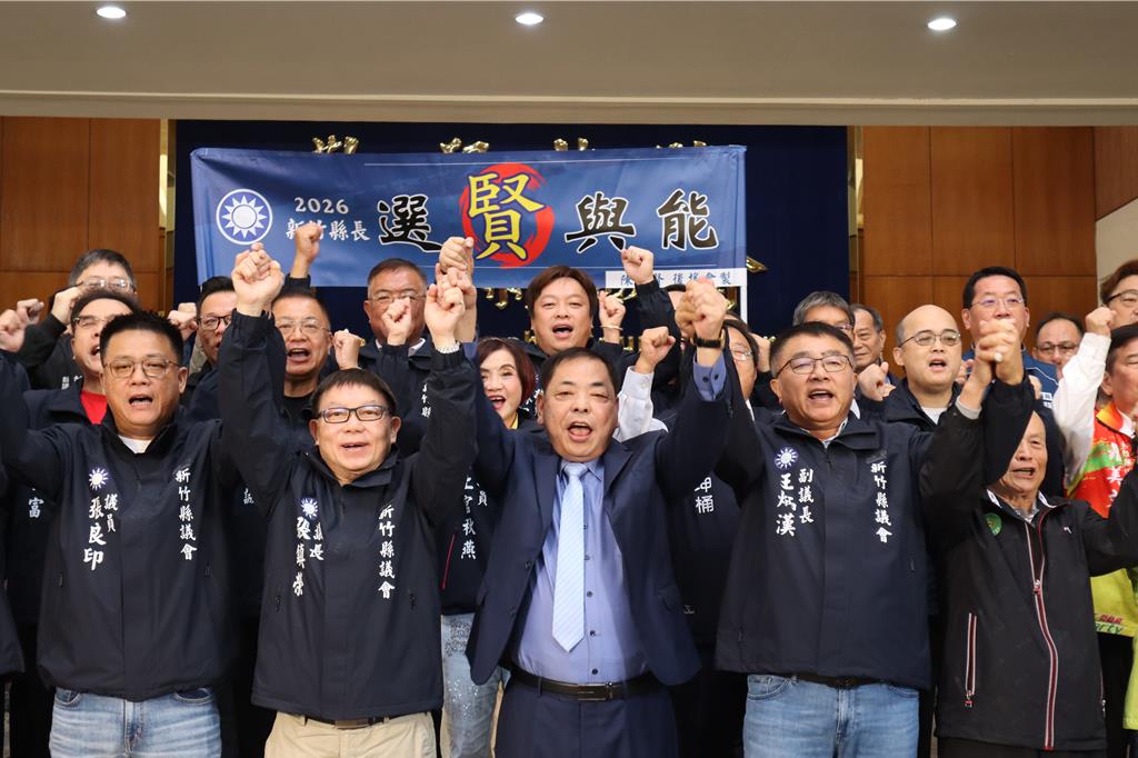 大陣仗宣布拼縣長  陳見賢：初選機制出來該辭主委就會辭