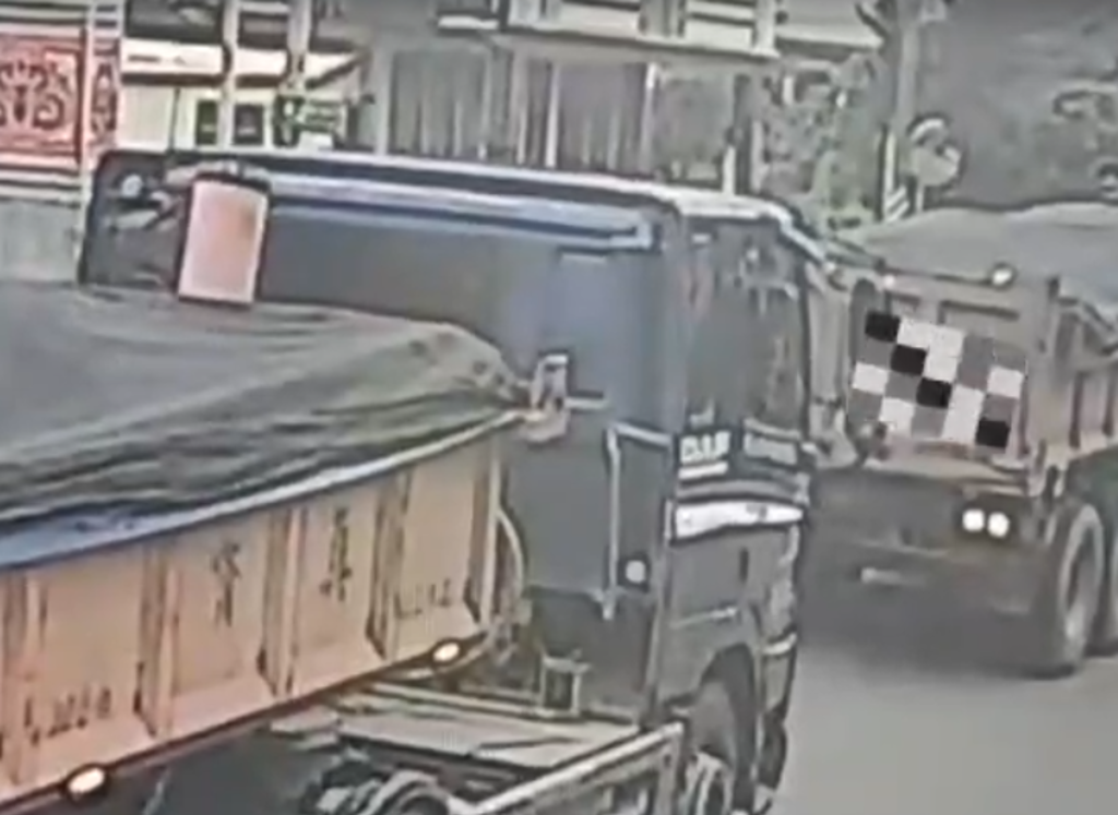 宜蘭老翁騎腳踏車左偏入快車道 遭砂石車捲入車底慘死