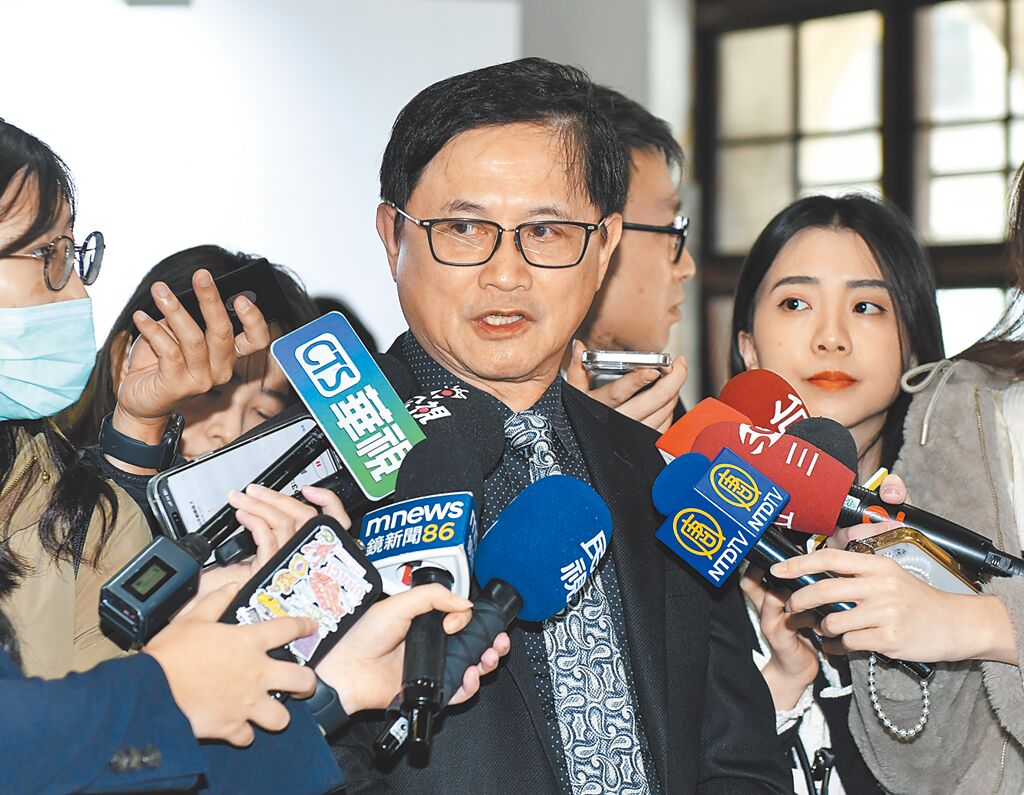 和碩科技董事長童子賢26日表示，台灣用電量高，呼籲「核綠共存」。（王德為攝）