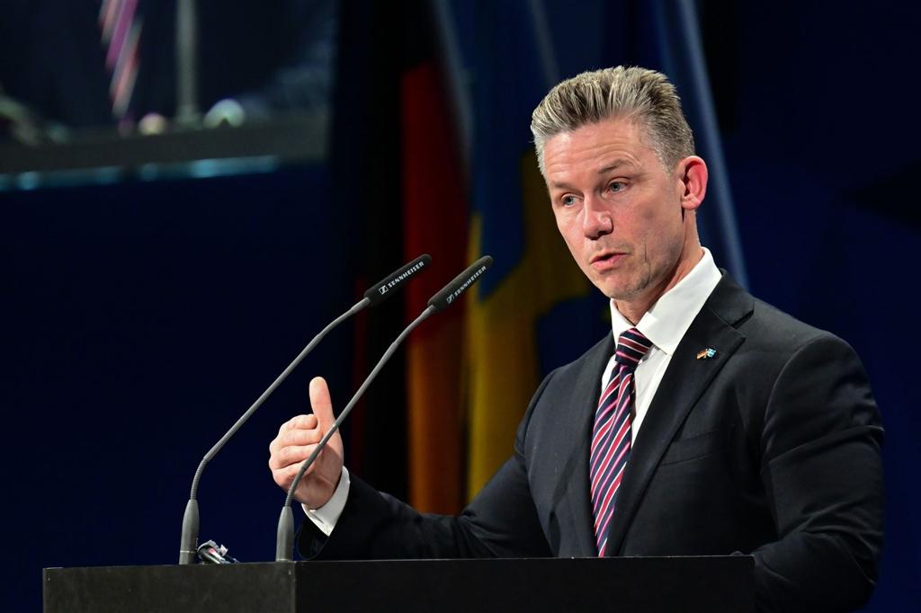 應對俄威脅 瑞典擬購長程對地武器