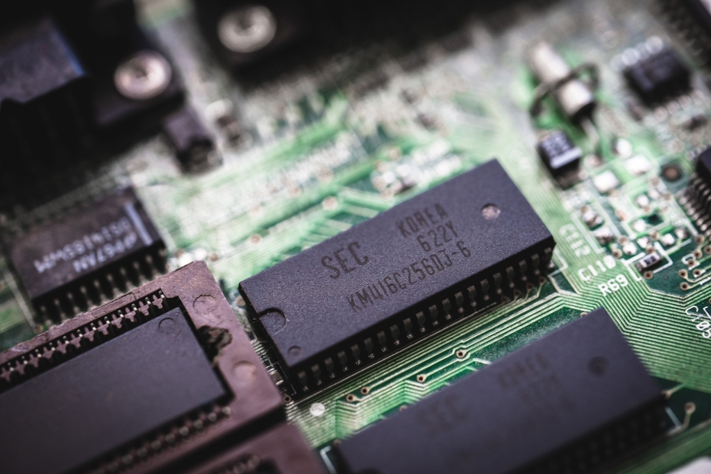 1分鐘讀財經》記憶體價恐飆50% SK海力士明年貨全賣光!2大PC廠曝警訊