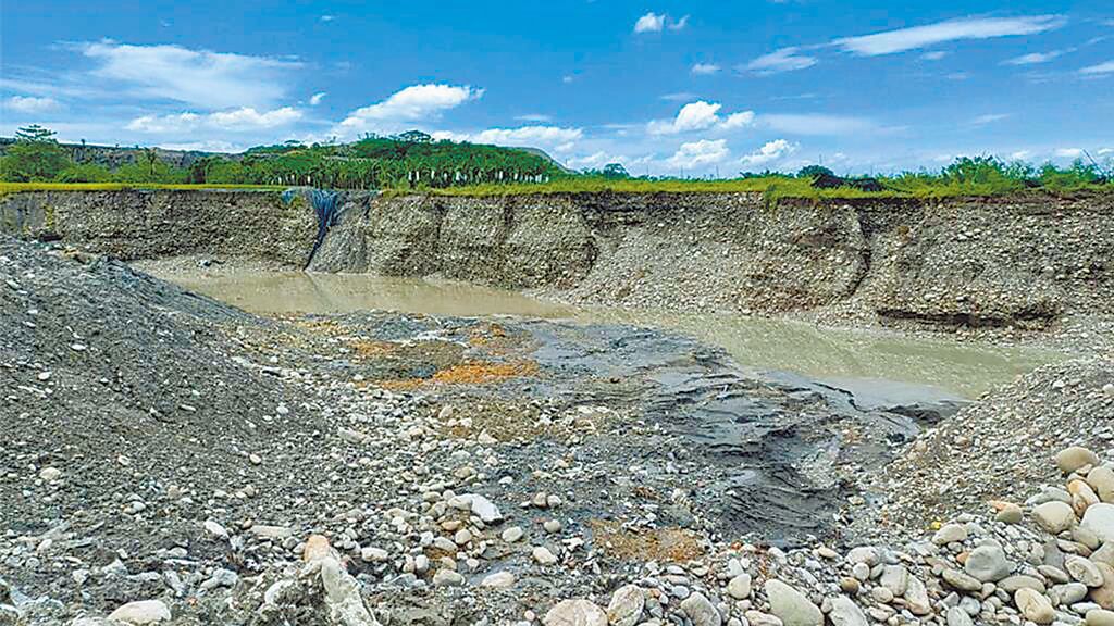 高雄市長之戰最民調曝 侯漢廷傻眼：垃圾越多 她反而上漲