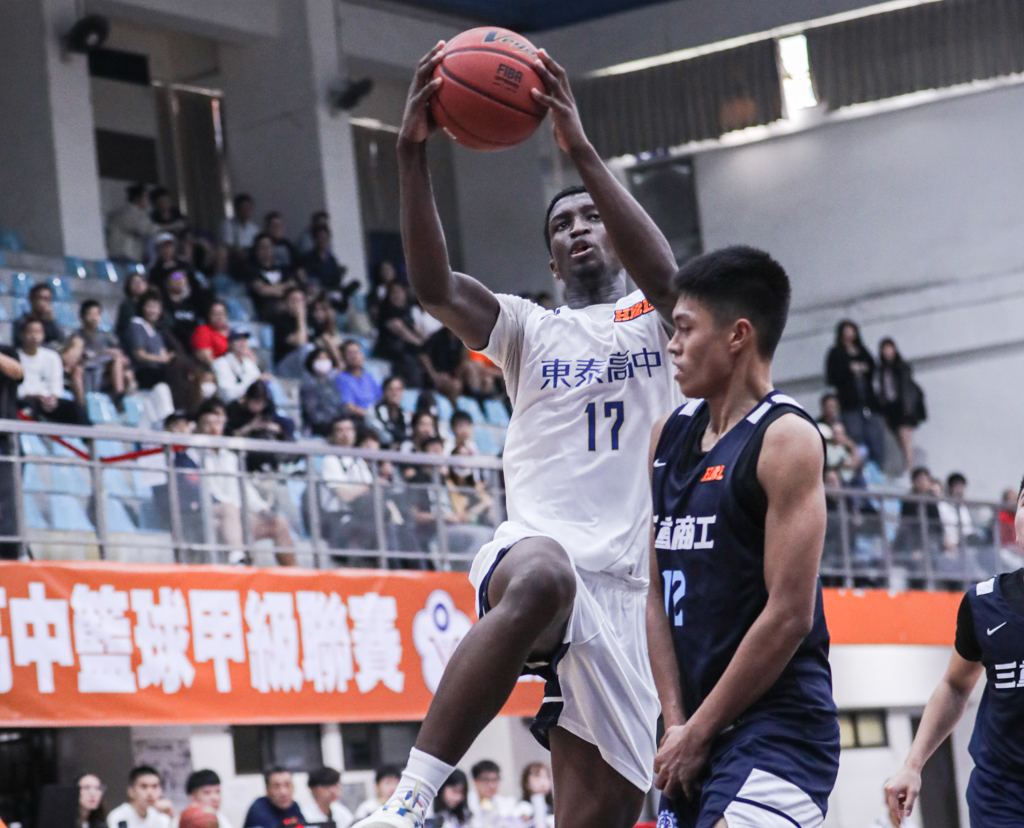 HBL》東泰7人得分上雙 46分差重創三重