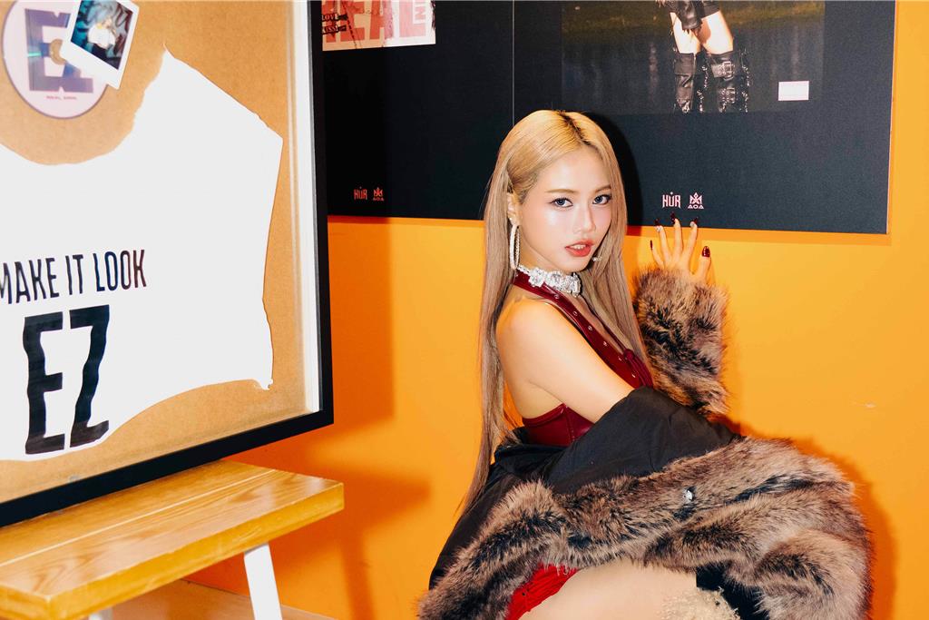 被封「蔡依林接班人」!連穎:她是我的神