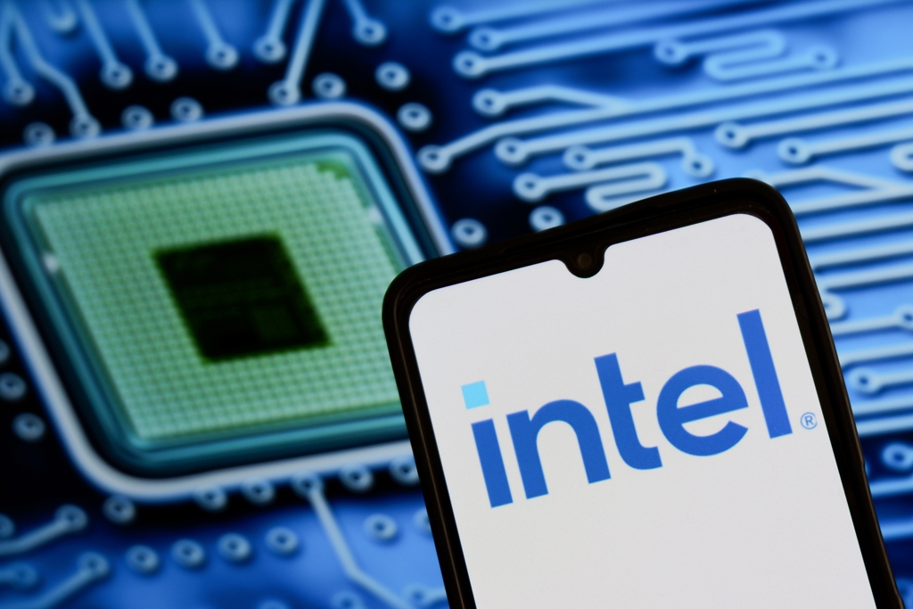 1分鐘讀財經》台積電霸權鬆動？英特爾晶圓代工緊追 揭核心轉變