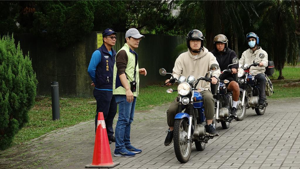辭職返鄉追父夢投入林務！花蓮森林護管員榜首感動落淚