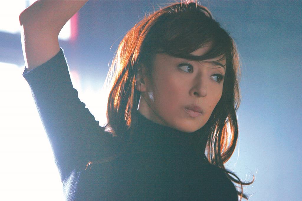 《國寶》導演經典作《扶桑花女孩》捧紅松雪泰子 化身女師衝男浴