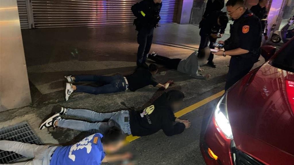 新竹城隍廟小吃店17歲工讀生遭砍案　1人收押