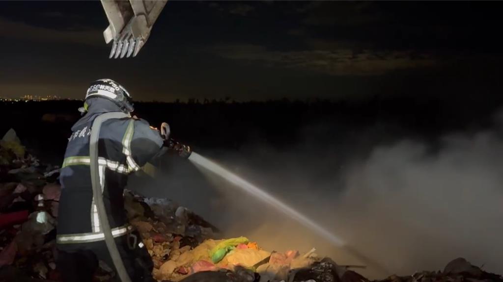 烏樹林燒11天、城西3度復燃 議員質疑人為疏失