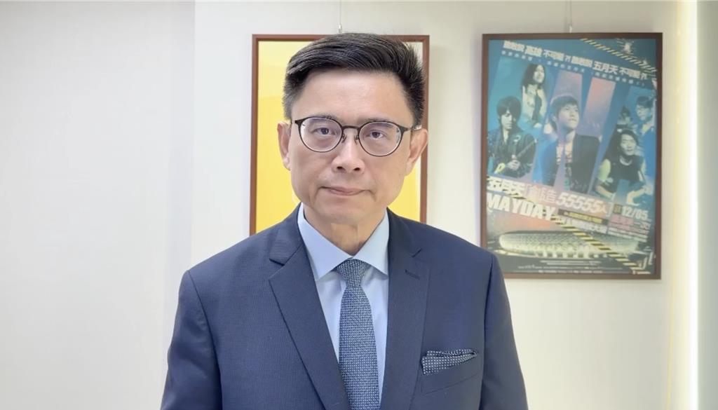 賴瑞隆兒涉霸凌...綠營譴責爆料者 粉專憶「四叉貓肉搜」轟雙標：噁心