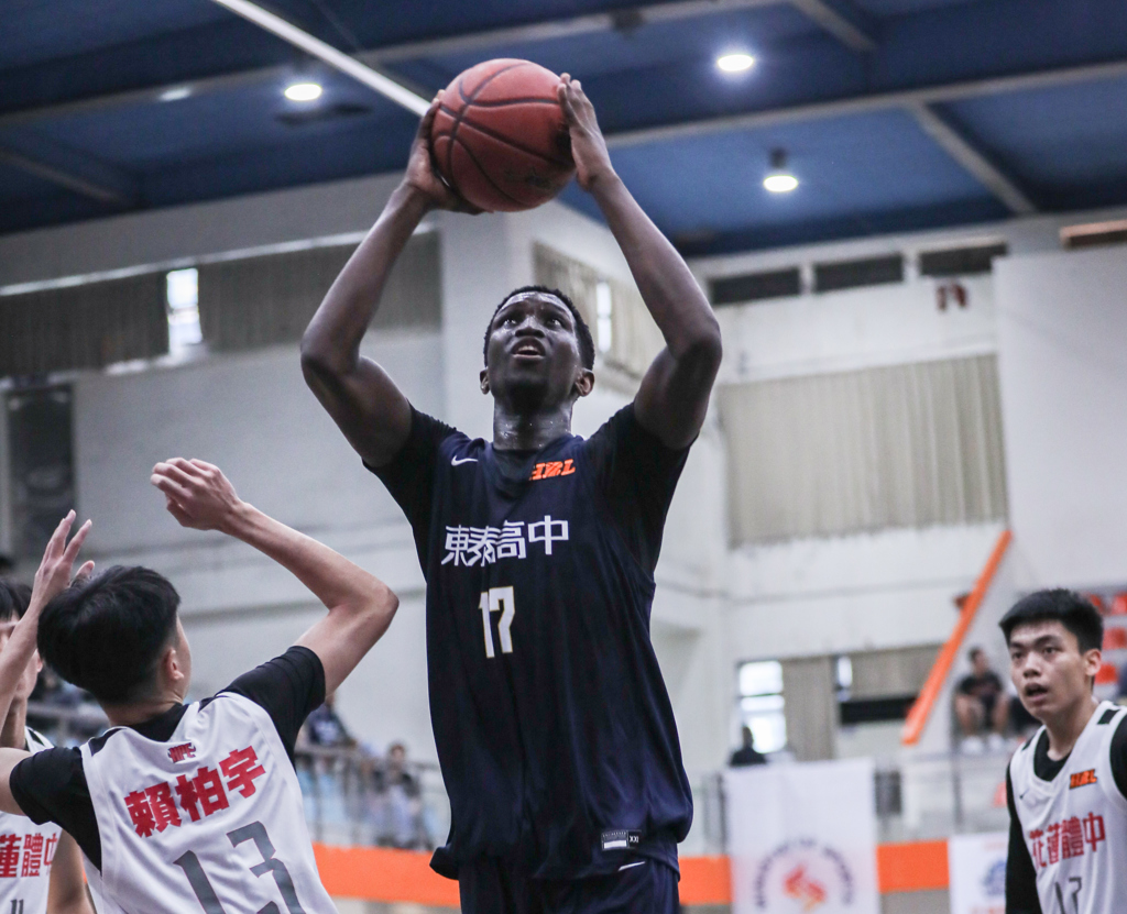 HBL》連兩場破百痛擊對手 東泰搶進12強