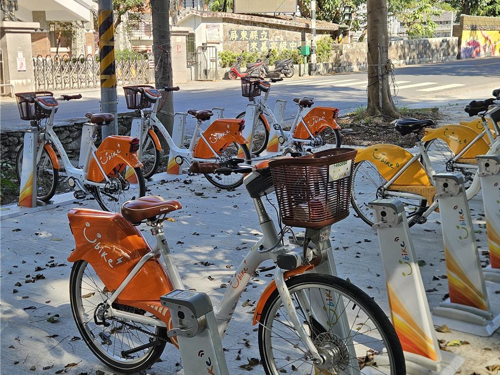 屏東來義新設微笑單車站 串起部落山林田野美景