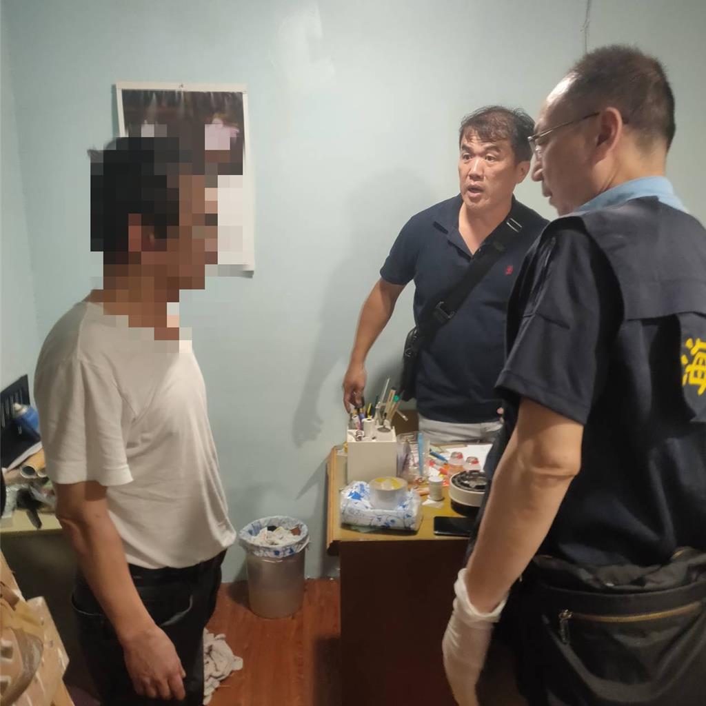 苗栗男擁槍自重！海巡警埋伏苦守逮人　起獲改造槍4彈