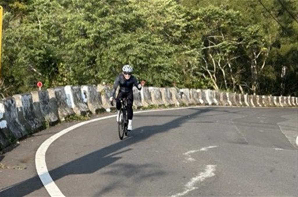 高雄骨科名醫騎單車摔車！　阿基里斯腱外露急修補
